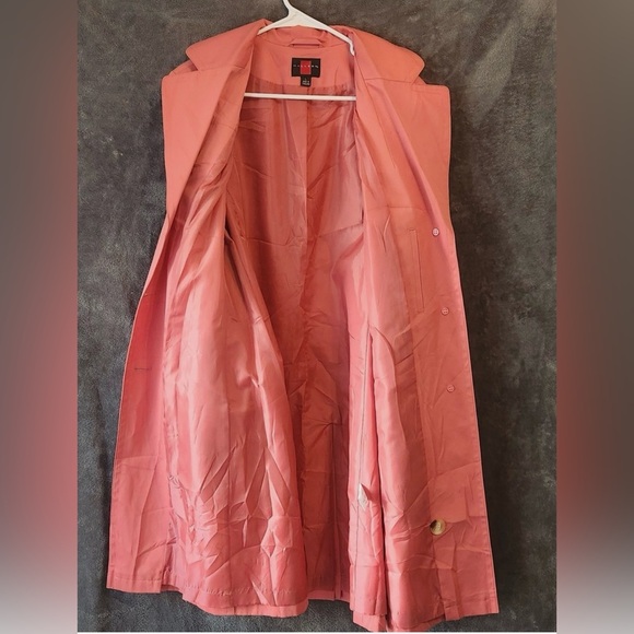 Gallery Women's Coral Trench Coat - Picture 4 of 10
